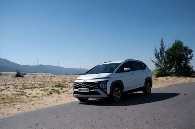 Càng lạ lại càng yêu: Hành trình chủ xe Hyundai Stargazer từ băn khoăn đến mê mẩn chiếc xe của mình
