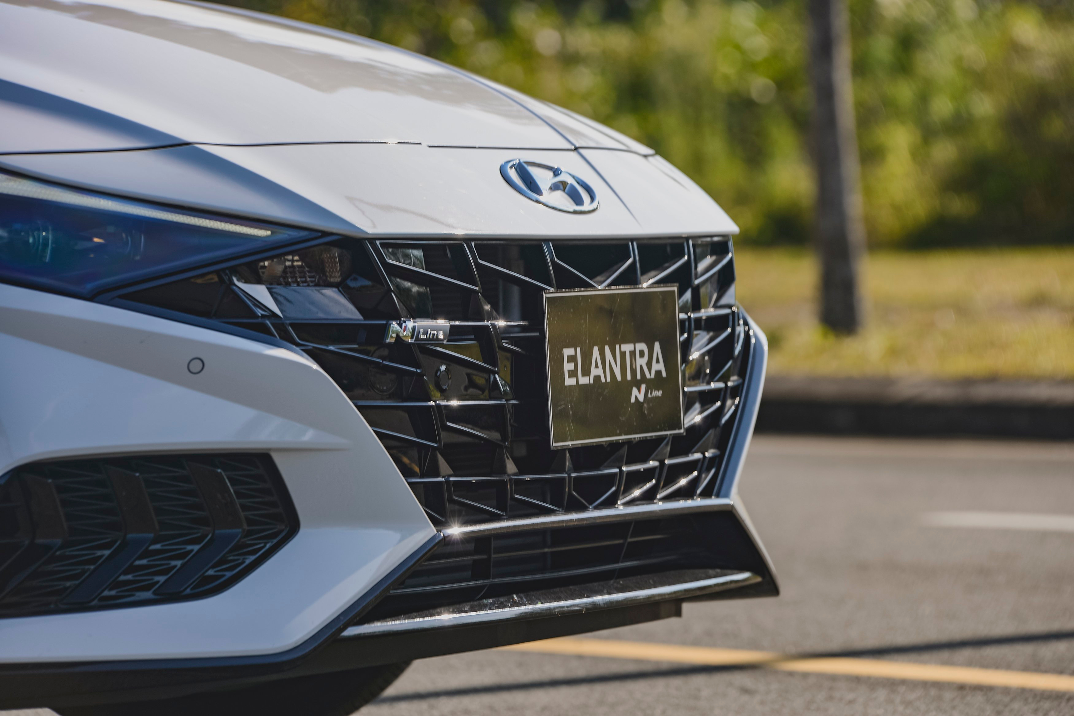 Front view of red Elantra Sport